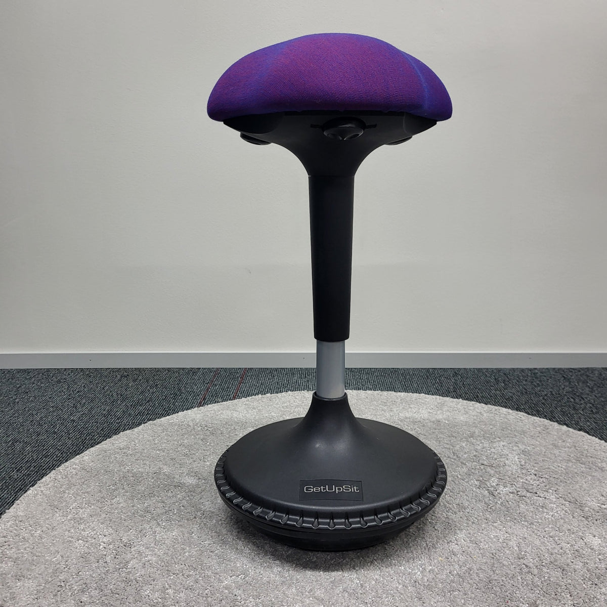 Outlet - GetUpSit active chair, fabric, violet - model piece