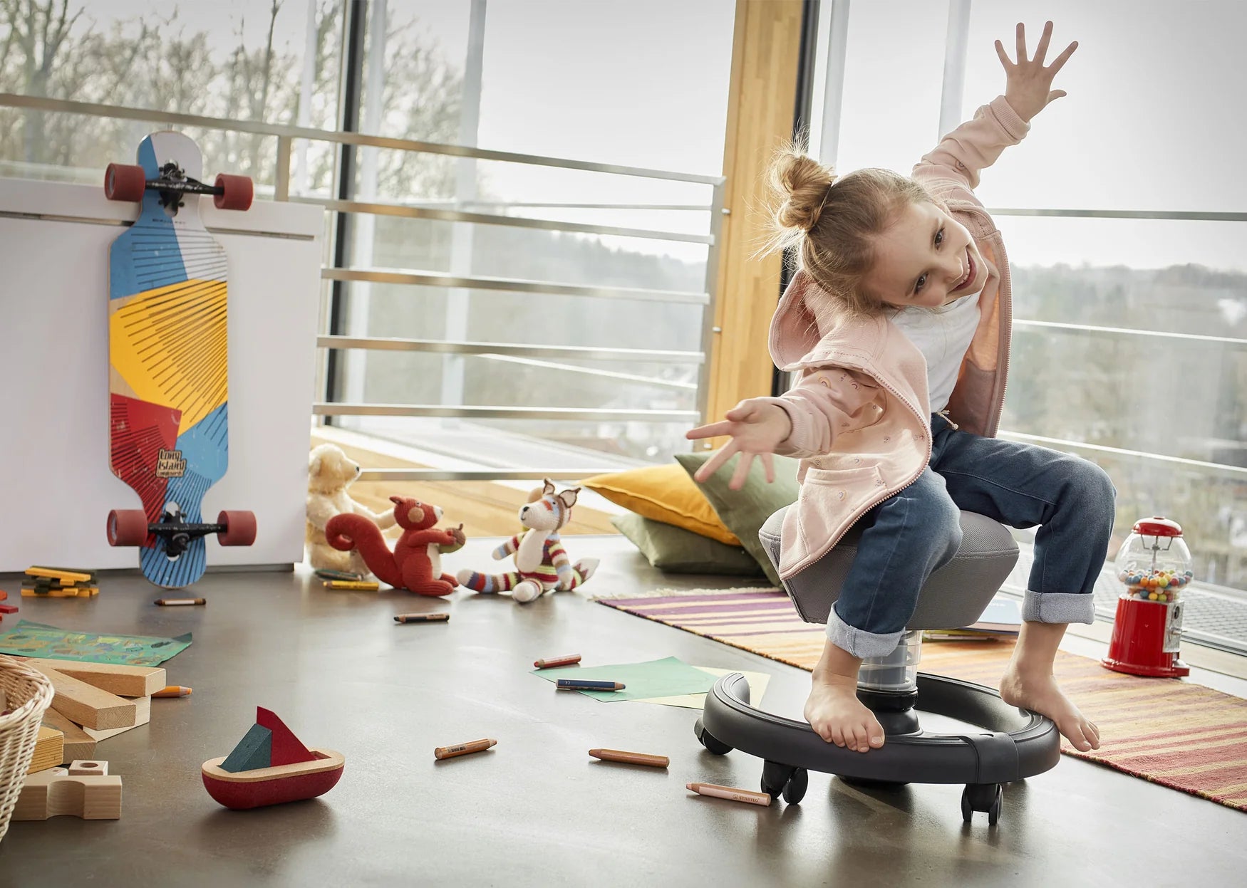 Swoppster kid's active chair, pink polyester