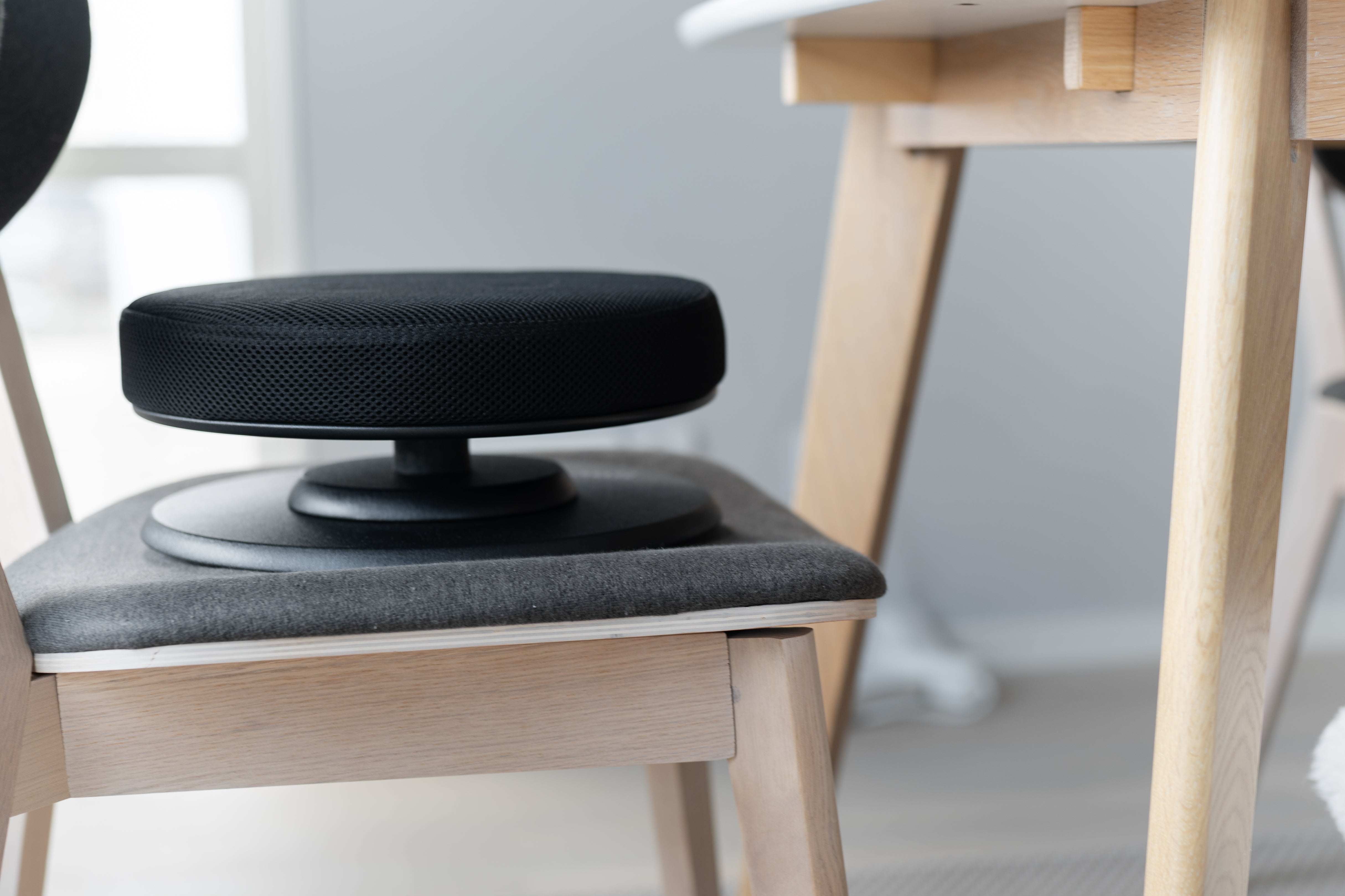 Posture balance active seat