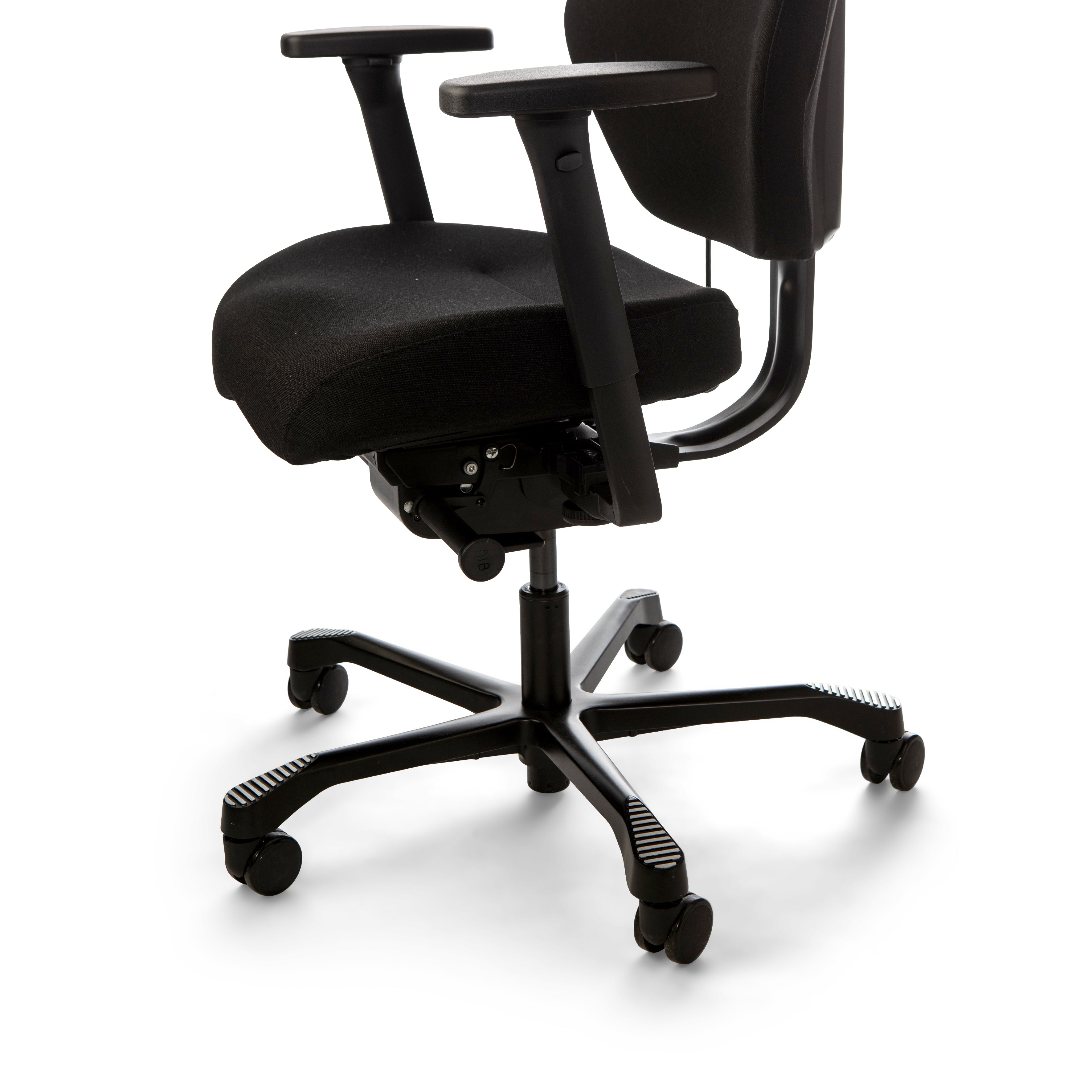 Josefin työtuoli – tukevan metallijalan ja kestävä mekaniikkajärjestelmän lähikuva