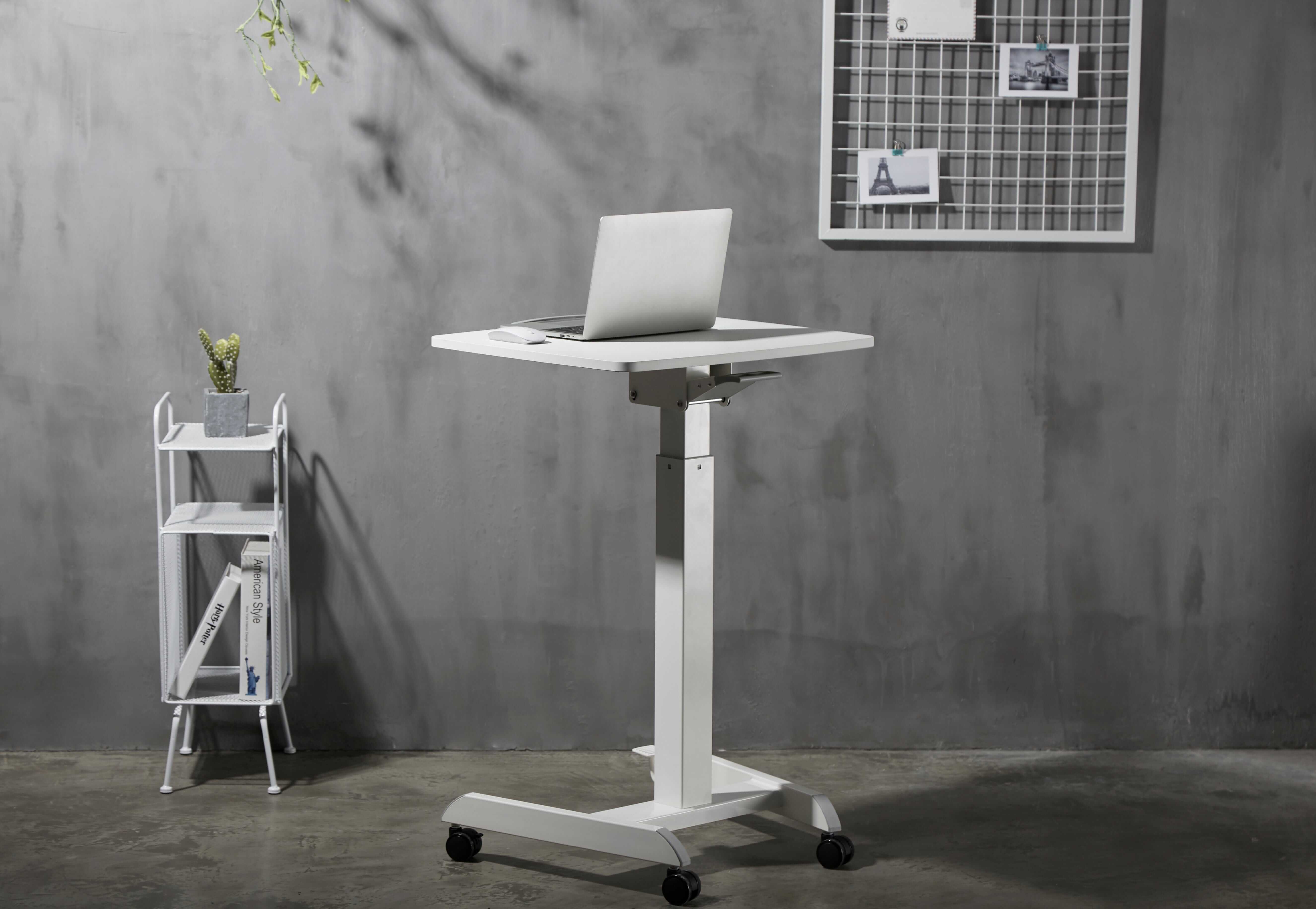 GetUpDesk Tilt adjustable desk, white