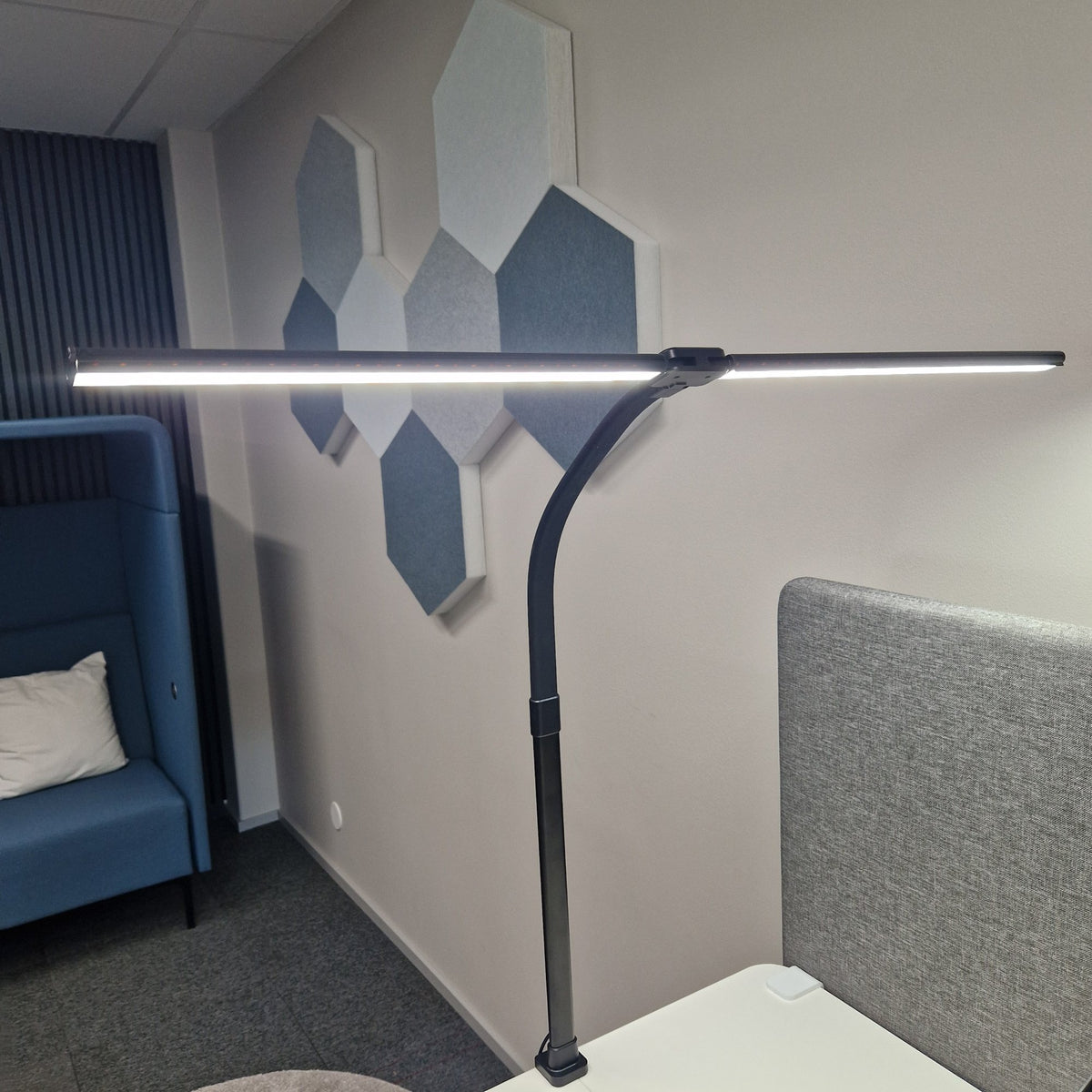 Outlet - DUO Led desk lamp, black - ex-demo