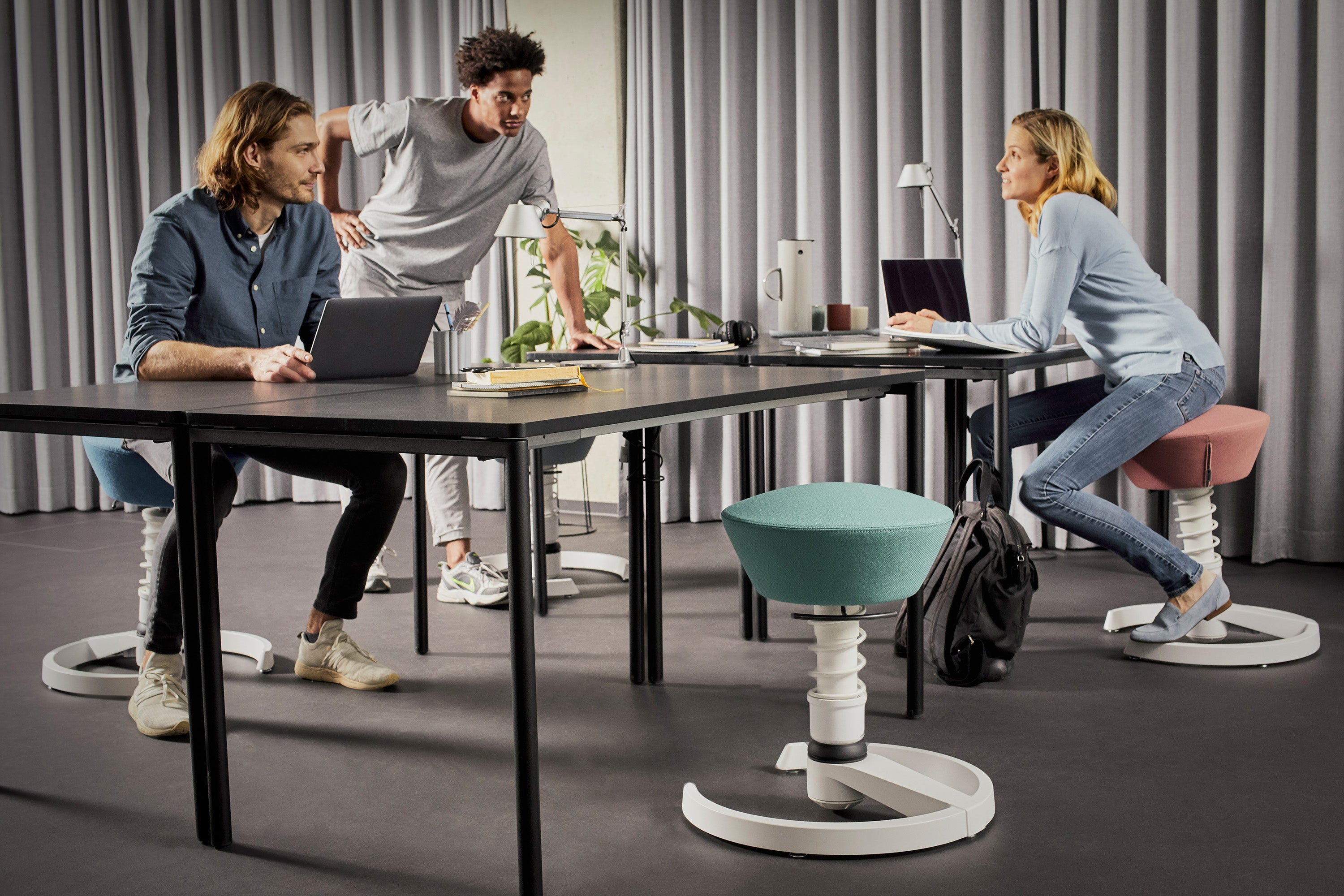 Swopper Active Chair with Glides – Light Grey Cura Fabric Upholstery