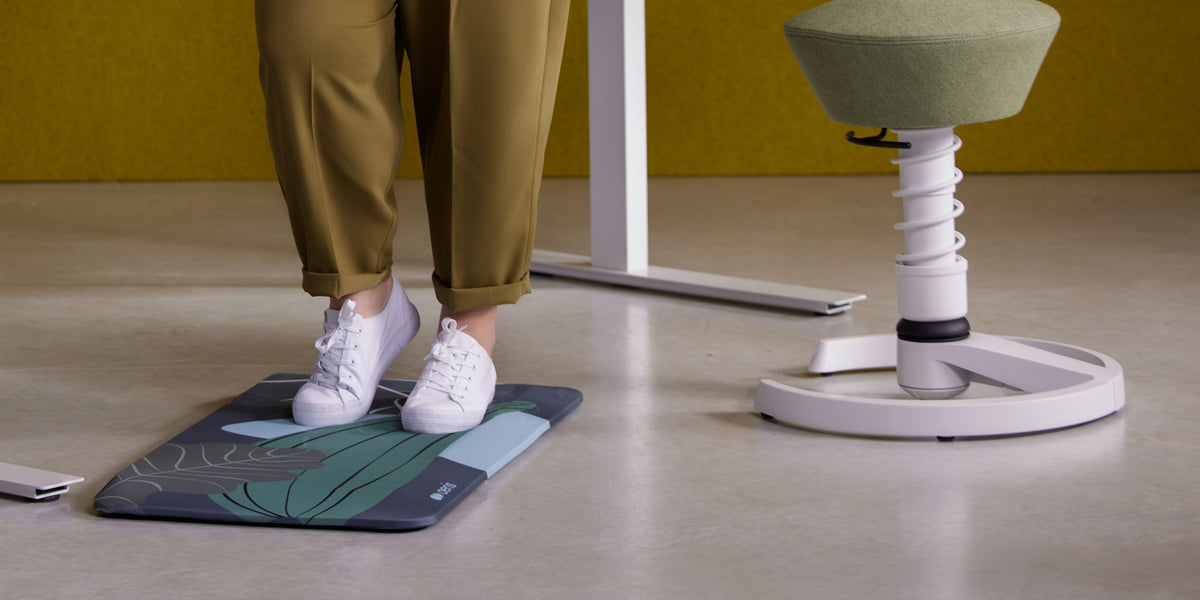 Standing Platforms - Elevate Your Workspace – ErgoFinland