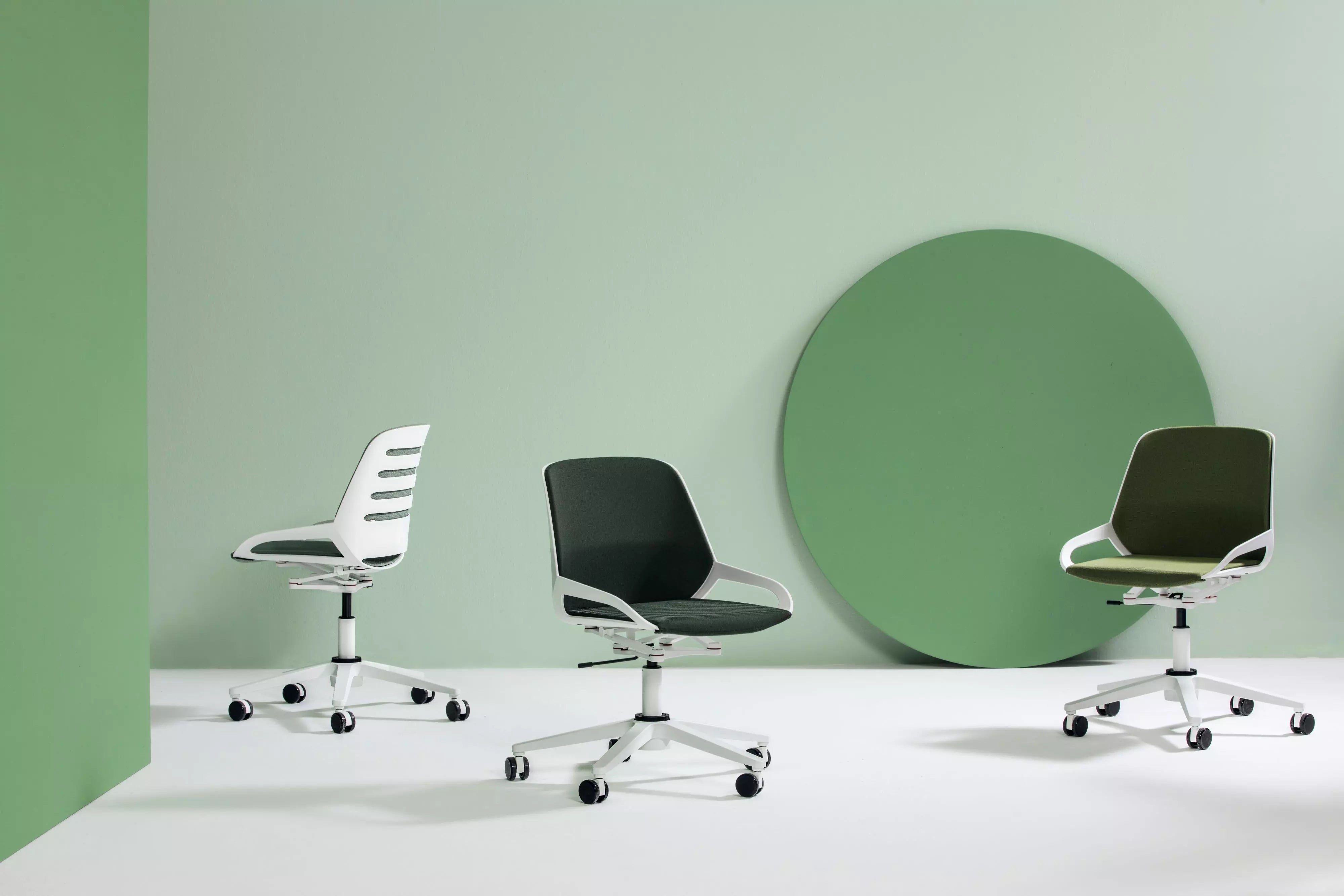 Numo Task active chair, white/grey