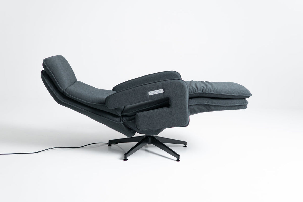 Neurosonic Serene recovery chair, charcoal